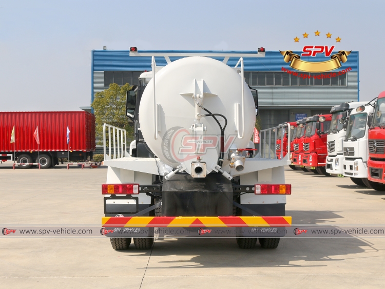 7,000 Litres Septic Tank Truck Sinotruk - Rear Side View